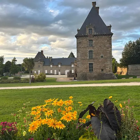 Ferienhaus Location Saisonniere Meublee Pour 6 Personnes Proche Du Mont Saint Michel *